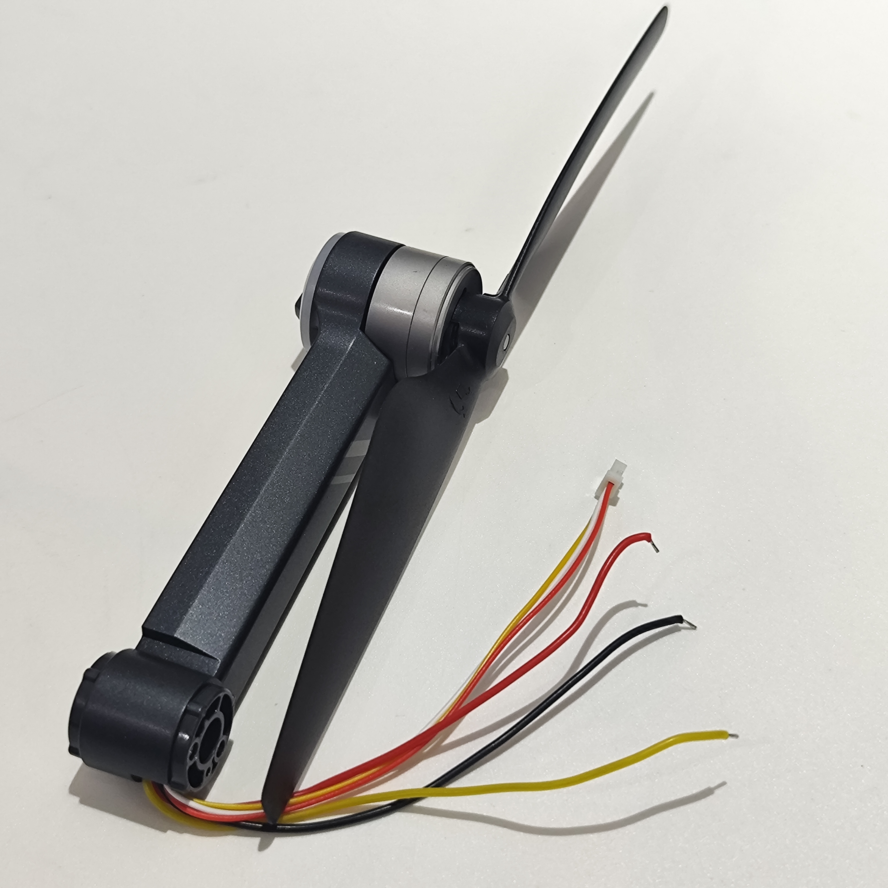 SJRC F22/F22S/F22 S2 GPS Brush - مراجعة Drone F22 Rc وسعره